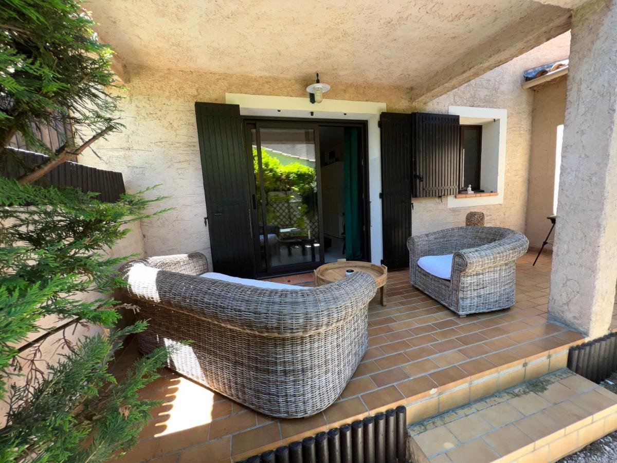 Apartament Cocoon'Isle - Jardinet- Jacuzzi LʼIsle-sur-la-Sorgue Zewnętrze zdjęcie
